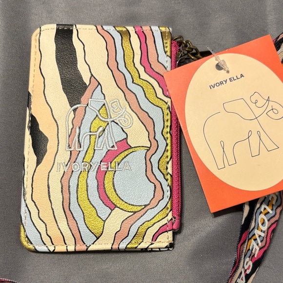 Ivory Ella Abstract Card Holder with Lanyard - Picture 2 of 2